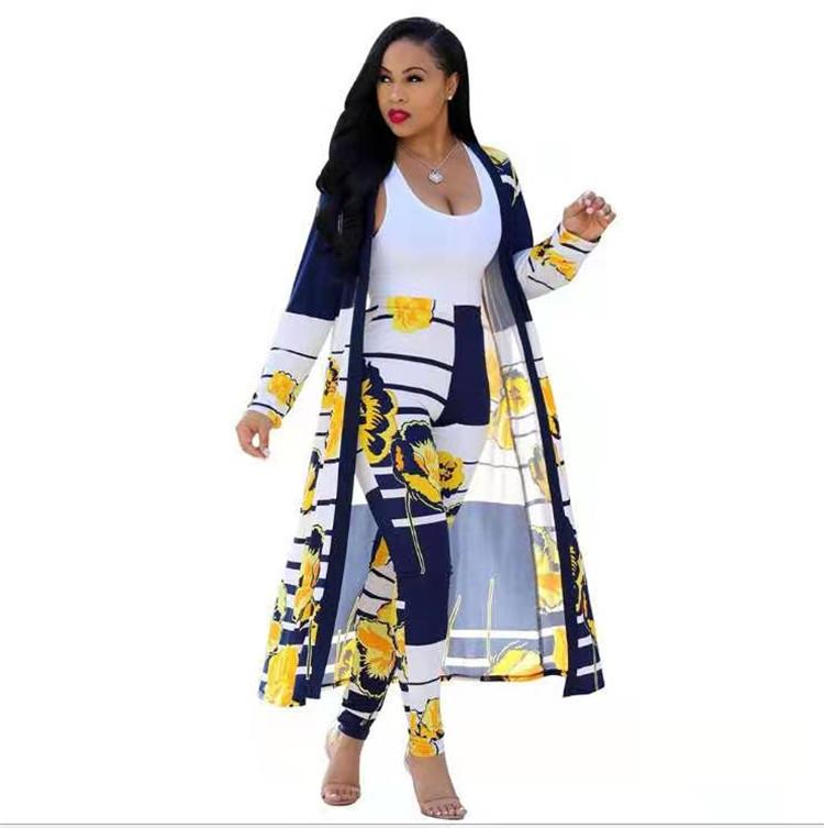 Trendy Cloak Curvy Sets
